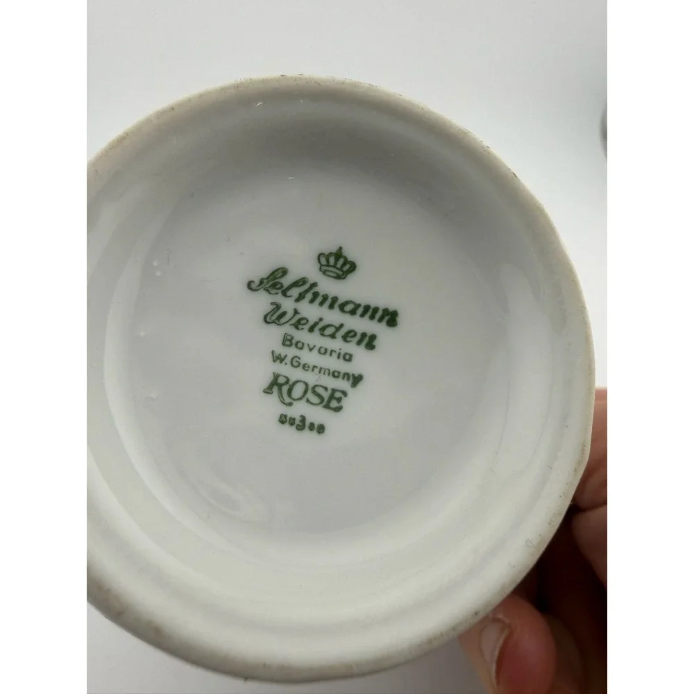 Jellmann Weiden‎ Bavaria W Germany Rose Pattern Creamer Pitcher Blue White